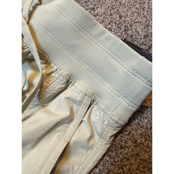 NEW CALIA Nyluxe Mid-Rise Relaxed-Fit Ankle Joggers in Soft Green Size Small - Picture 11 of 11